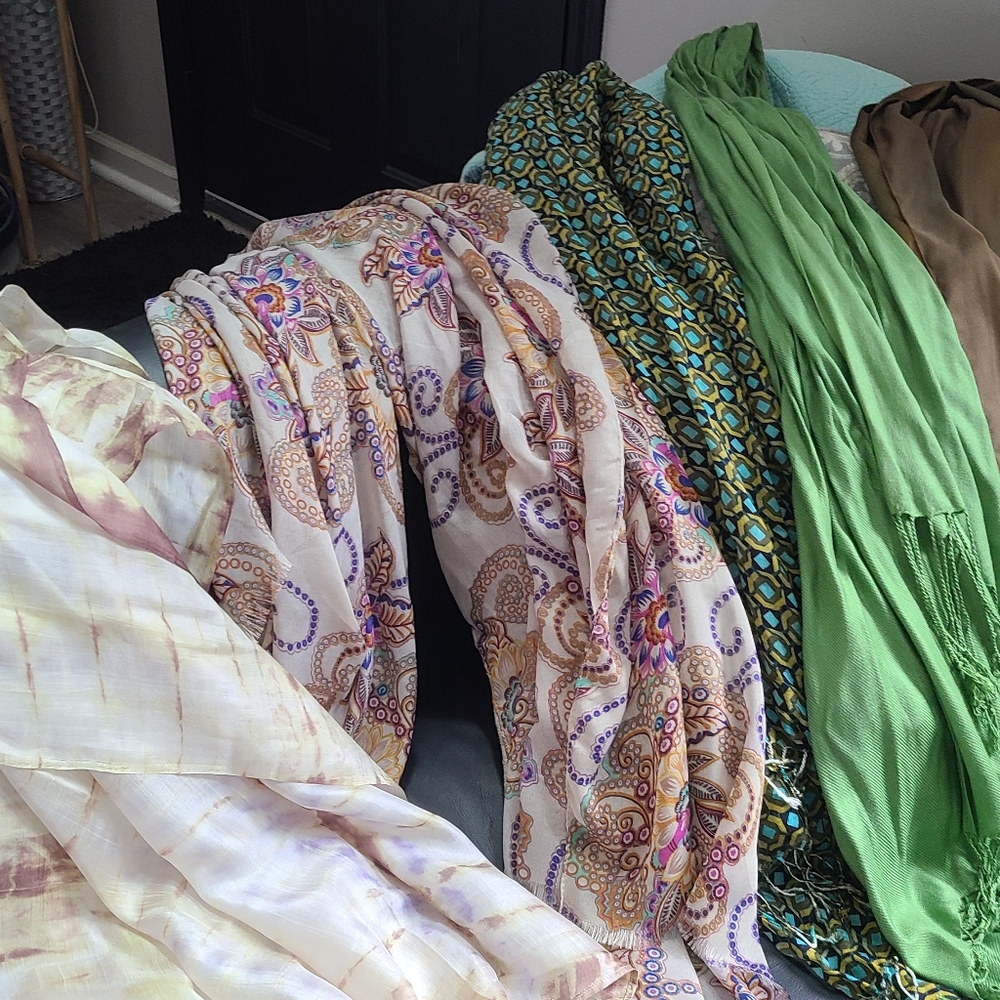 Scarf Collection (12) - Picture 3 of 9